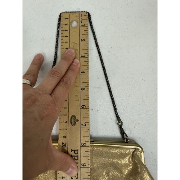 Vintage Kenneth Cole Reaction Gold Kiss‎ Lock Clutch Evening Bag - Picture 3 of 6